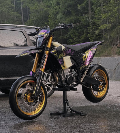 Customized Graphic-Kit